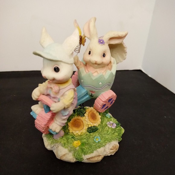 Unbranded Other - Ceramic Easter Bunnies on a moving tricycle Made in‎ China unmarked